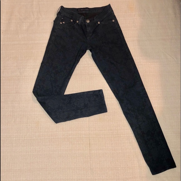 Rock Republic 2 brocade pattern skinny jeans - Picture 2 of 3